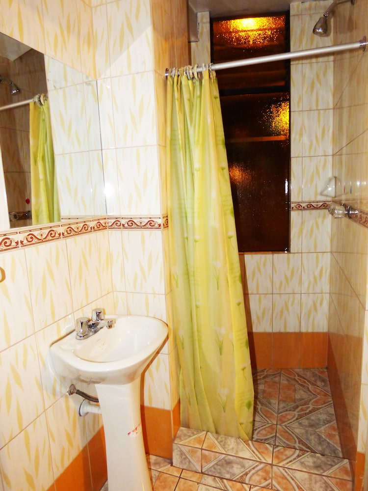 Triple Room, 3 Twin Beds, City View photo 3