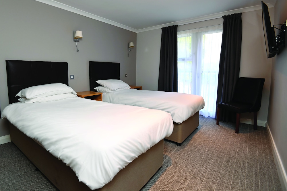 Twin Room - Photo 3