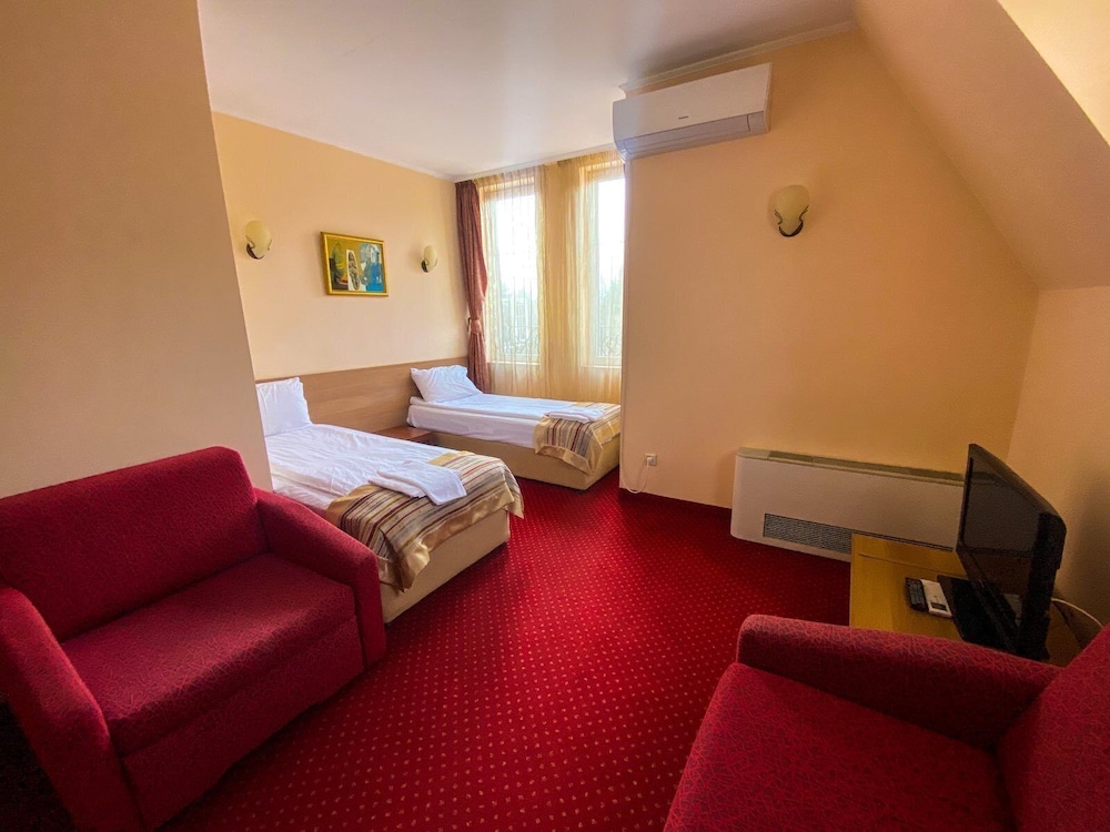 Family Studio, 2 Bedrooms