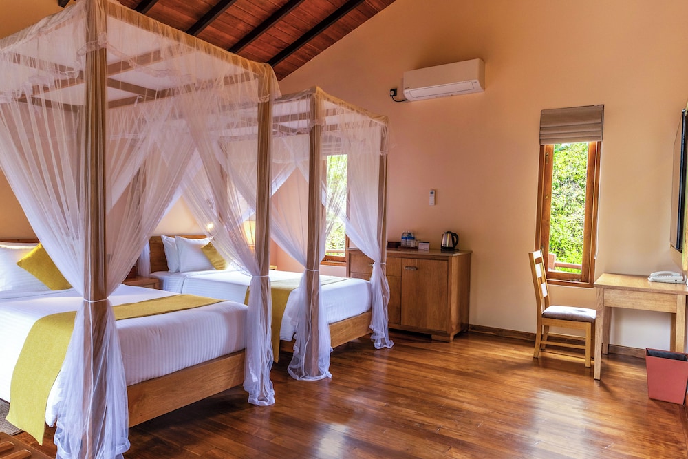 Deluxe Twin Room, Balcony, Garden View photo 1