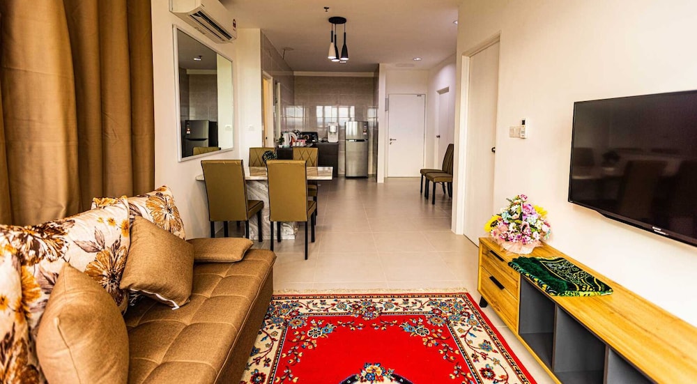 Family Apartment - Photo 8