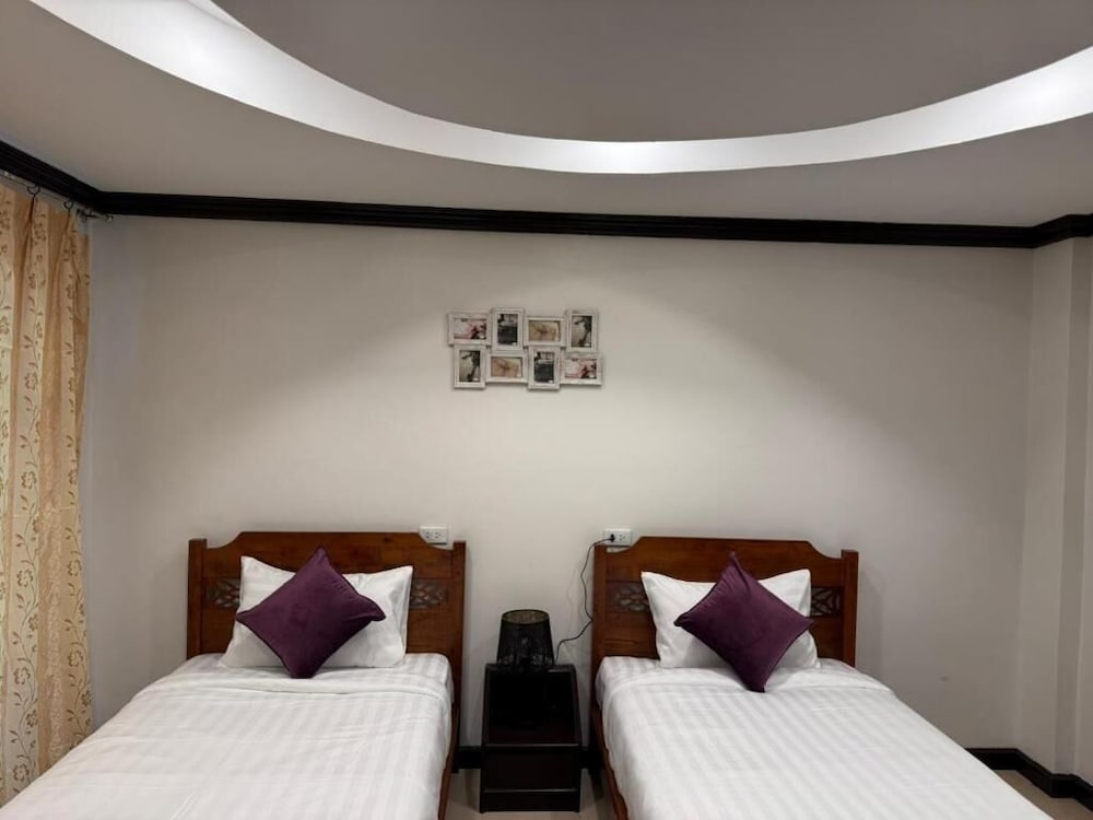 Superior Twin Room, Balcony, Mountain View