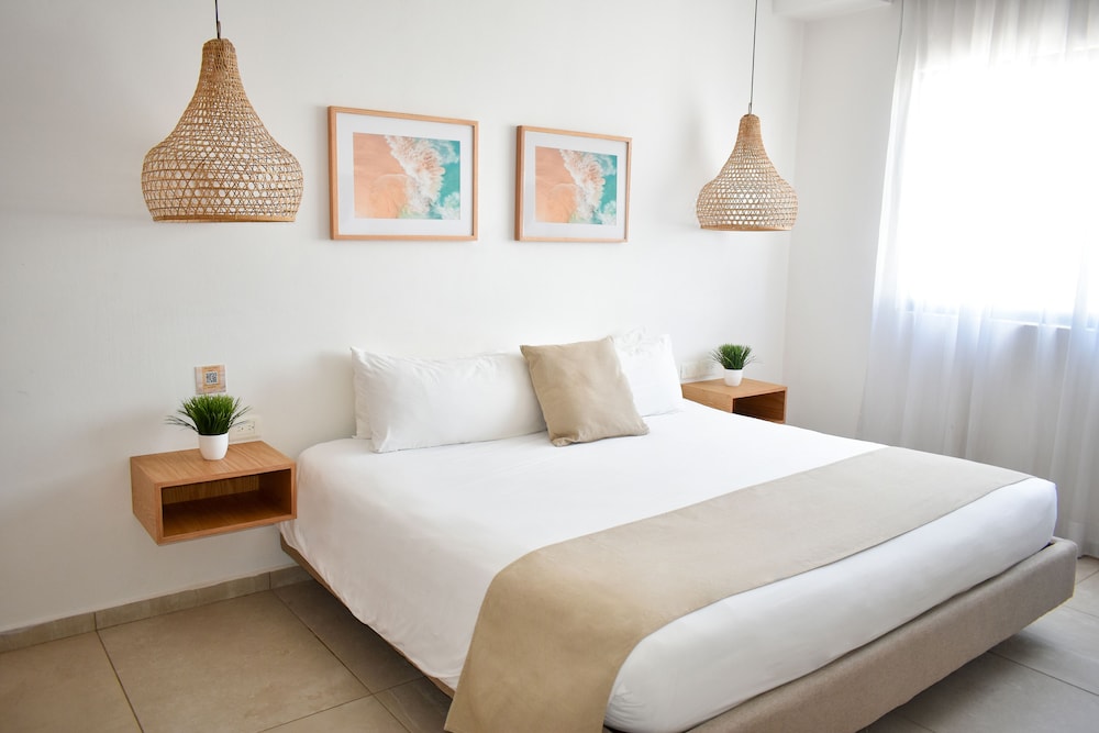 Deluxe Double Room, 1 King Bed - Photo 4