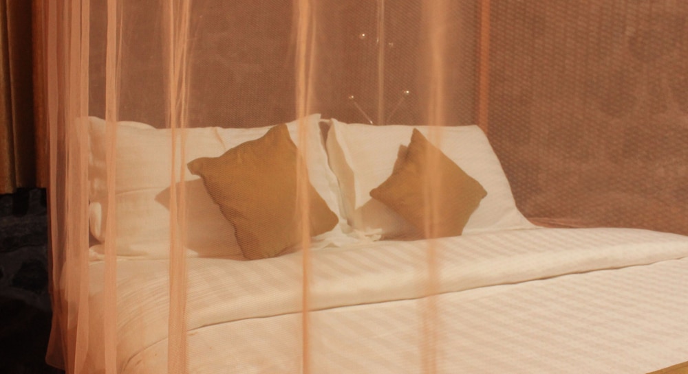 Honeymoon Room, Garden View photo 2