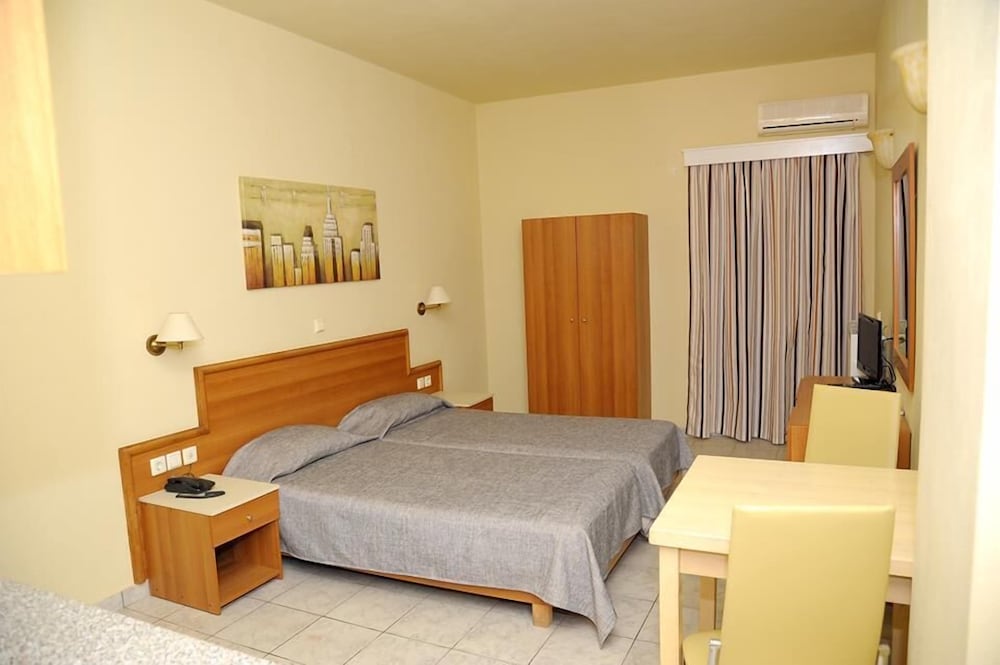 Studio (Twin Bed) photo 1
