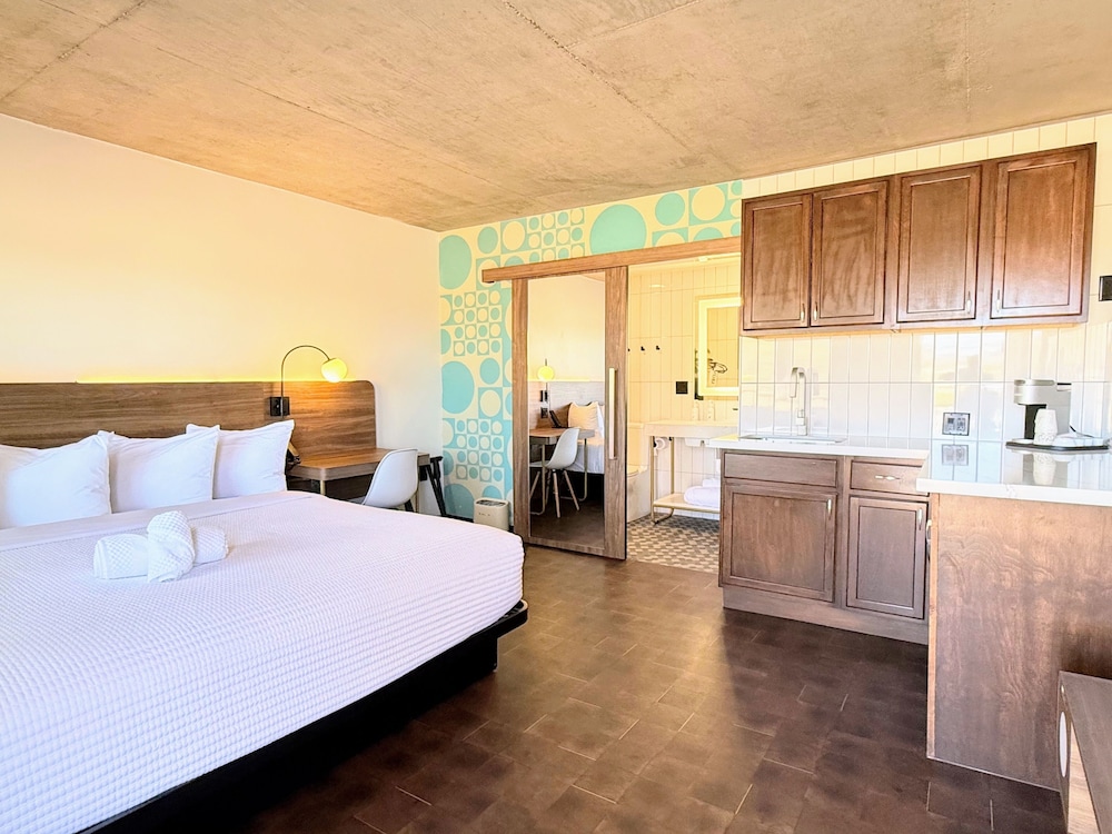 Premium Suite, 1 King Bed