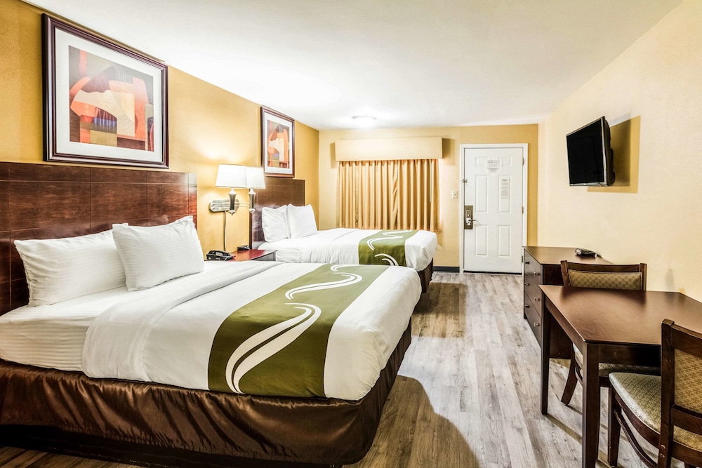 Efficiency, Room, 2 Double Beds, Non Smoking - Photo 3