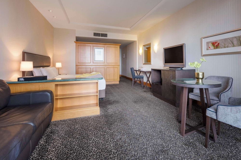 Apartment, 2 Bedrooms, Ocean View (Dual Key) (No Housekeeping) - Photo 9