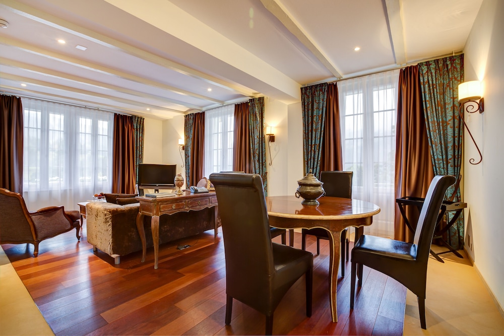Suite, Mountain View - Photo 4