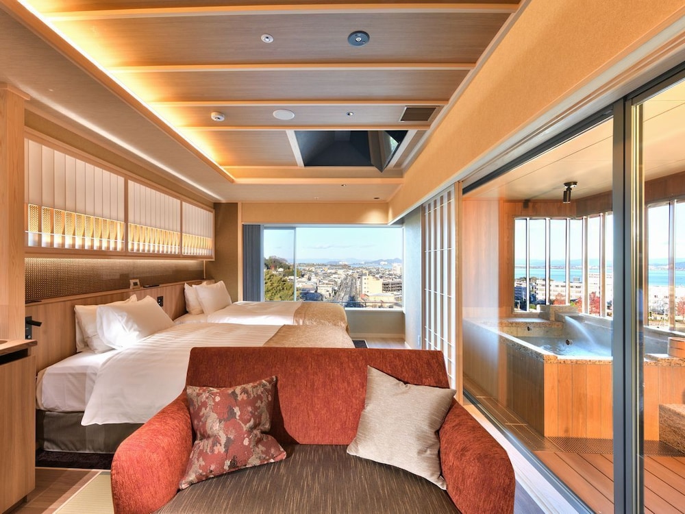 [KAROI Luxury floor] Japanese Style Semi Suite with Open Air Bath, Non Smoking - Photo 1