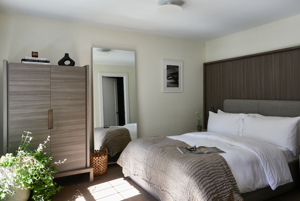 Classic Room (Barn)