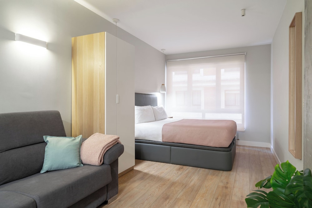 Estudio Comfort con Sofá Cama