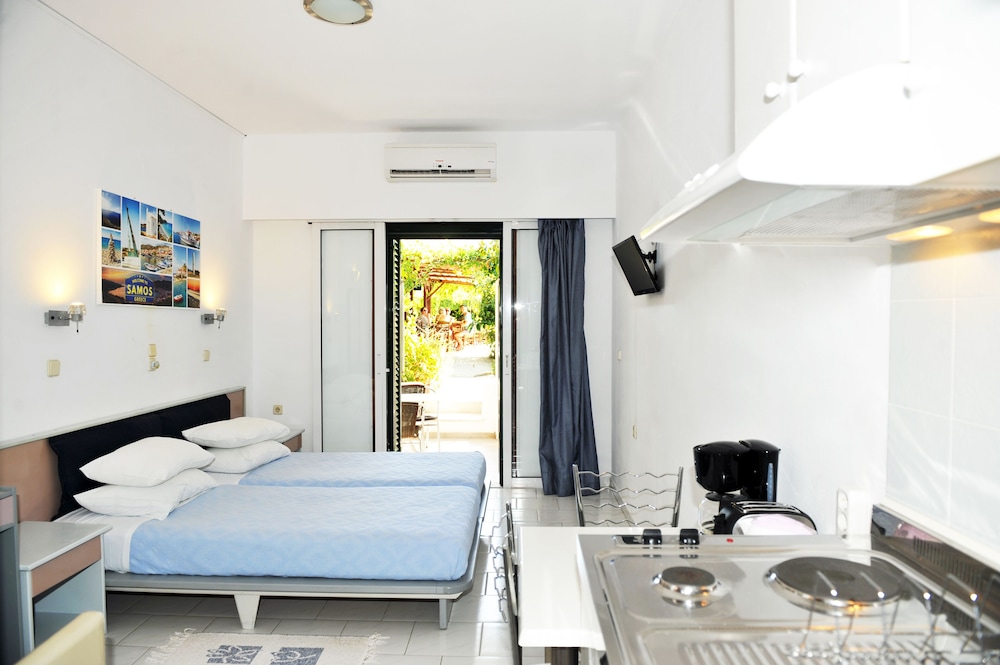 Studio, Terrace, Pool View
