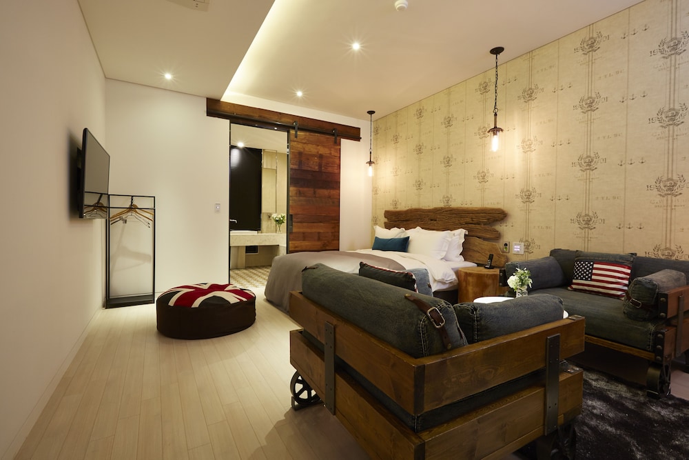 Standard Double Room photo 2