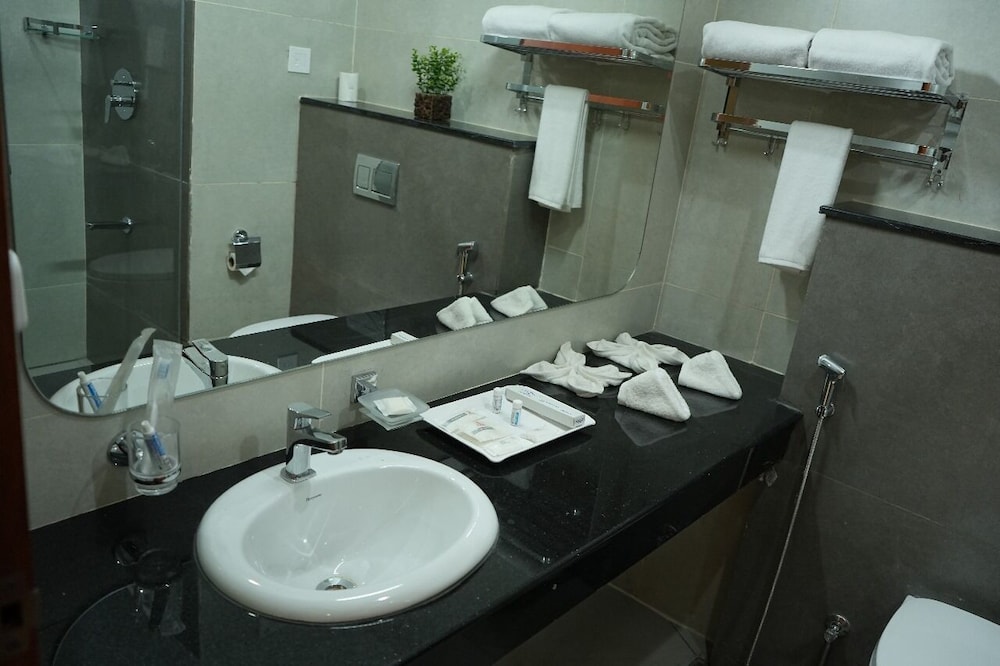Executive Double Room, Balcony, Pool View