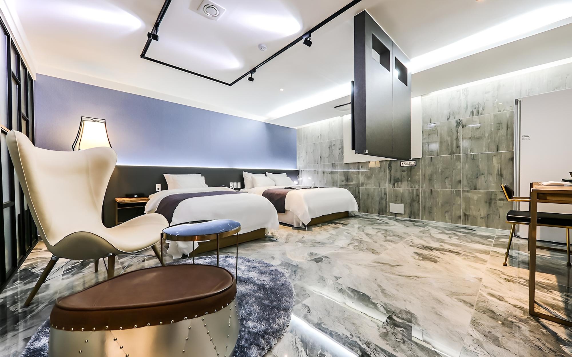 Room (Deluxe (Additional charge for exceedi) - Photo 5