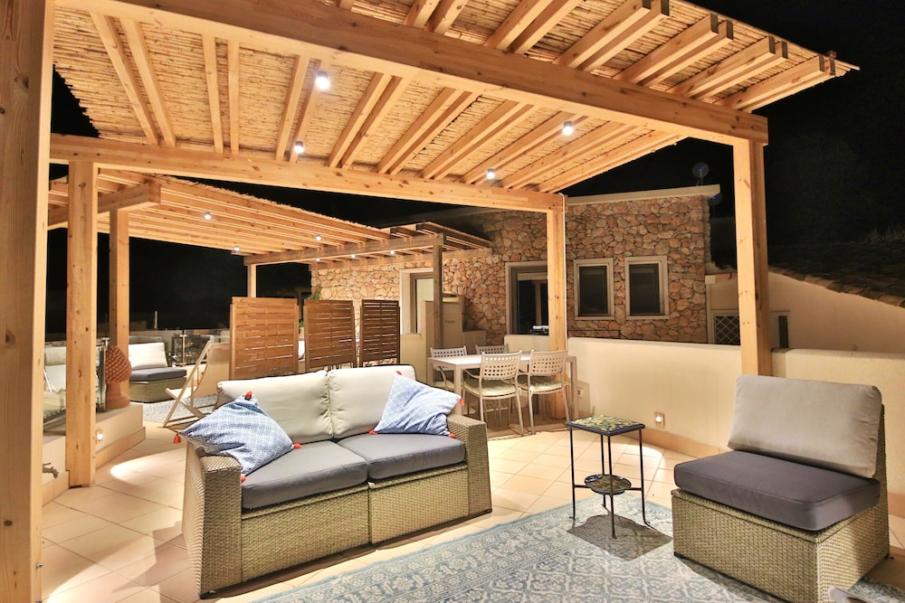 Deluxe Room, Terrace - Photo 14