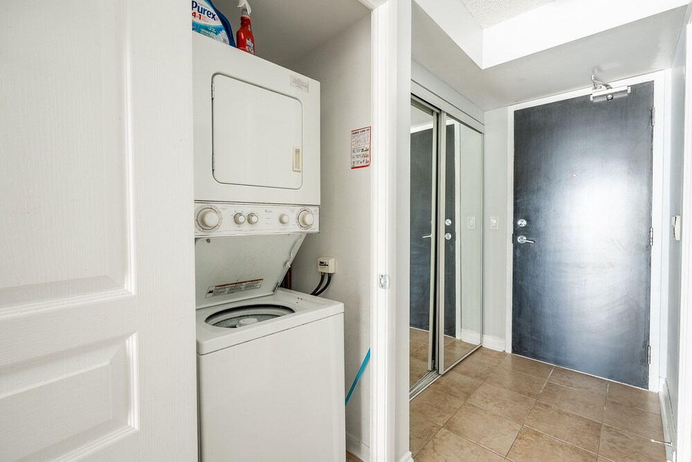 Design Apartment, Multiple Beds, Kitchen, City View - Photo 13