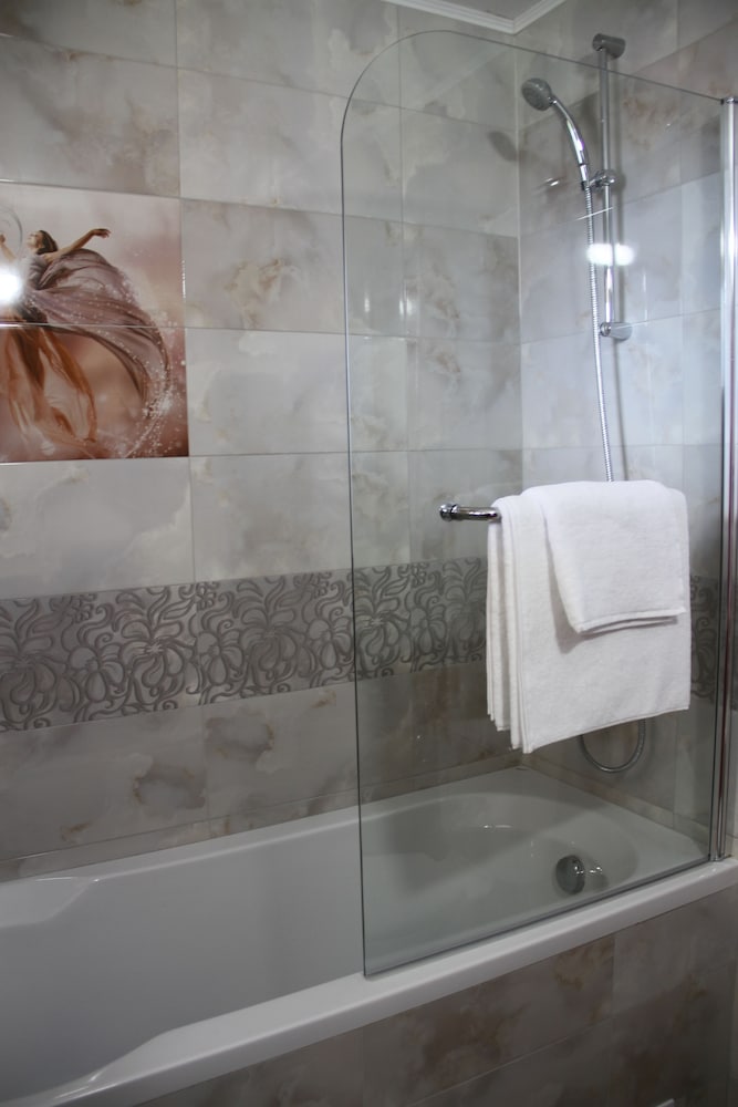 Deluxe Studio Suite, 2 Bedrooms, Balcony, Mountain View photo 3