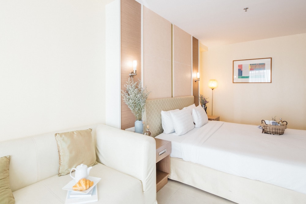 Supreme room