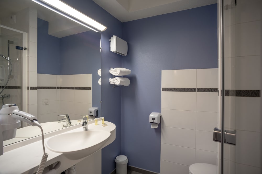 Quadruple Room - Photo 3