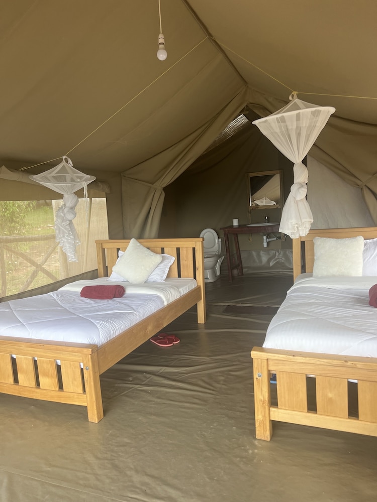 Deluxe Tent, 1 Bedroom, Valley View, Mountainside photo 2