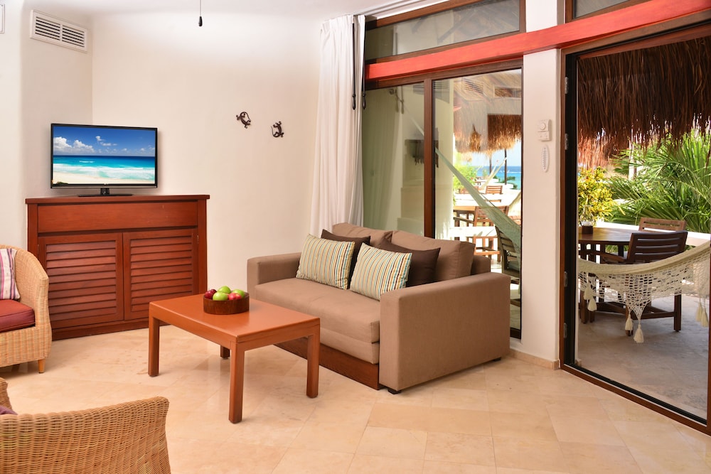Apartment, 1 Bedroom, Partial Sea View photo 3