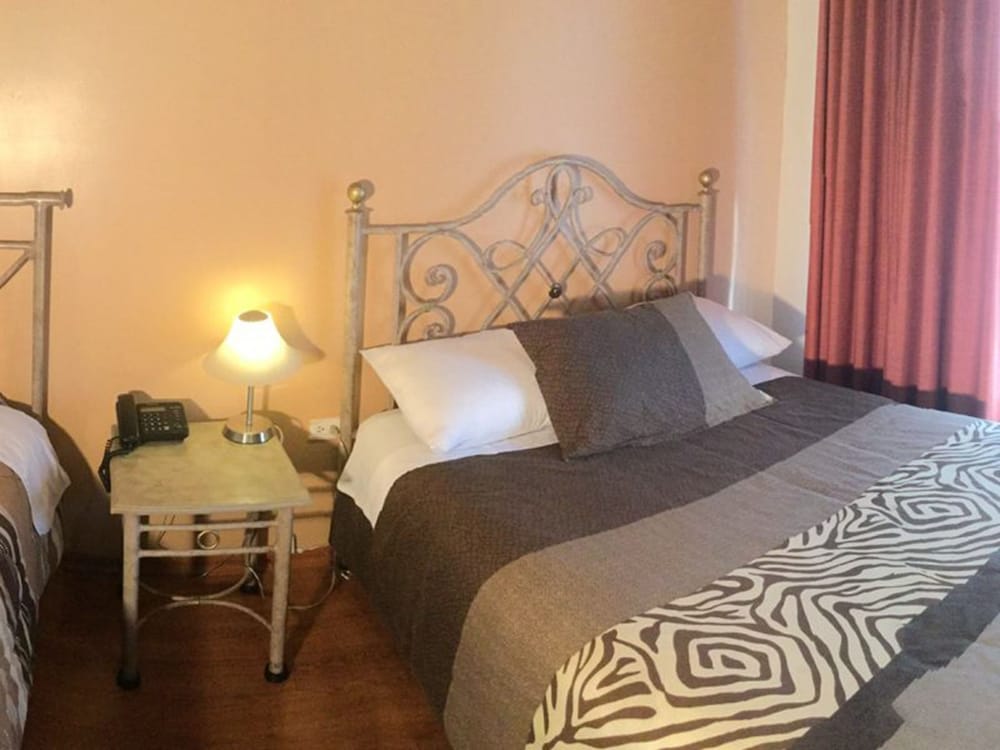 Executive Quadruple Room, Multiple Beds, Non Smoking photo 1