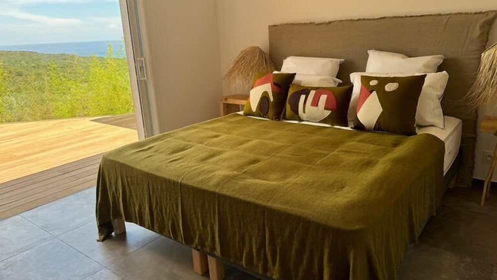 Villa Suvaru 4-6 person photo 2