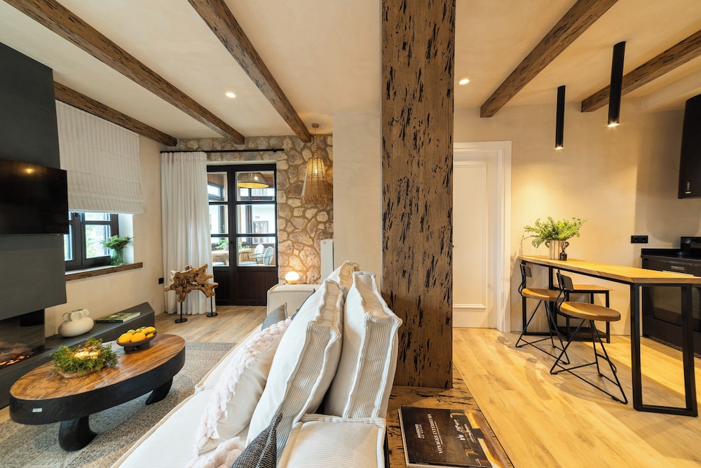 Premium Suite