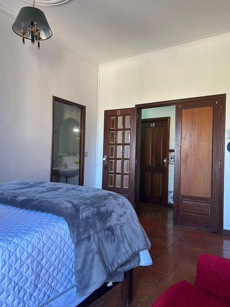 Basic Triple Room (SUITE 11) photo 3