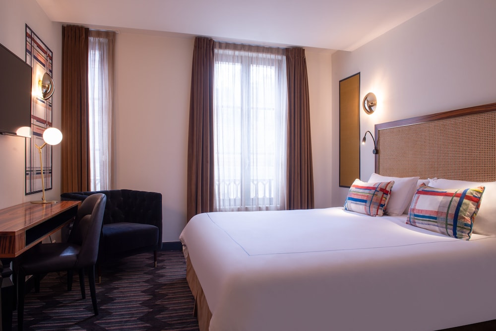 Double Room (La Bourgeoise)