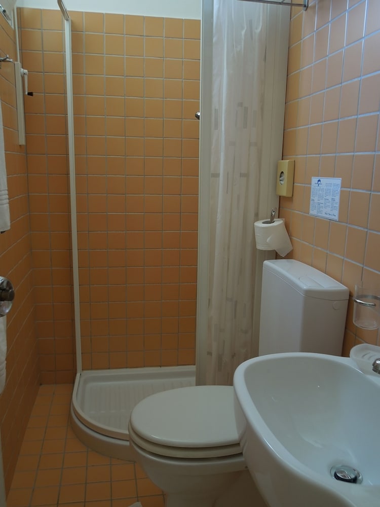 Standard Quadruple Room, Balcony photo 3