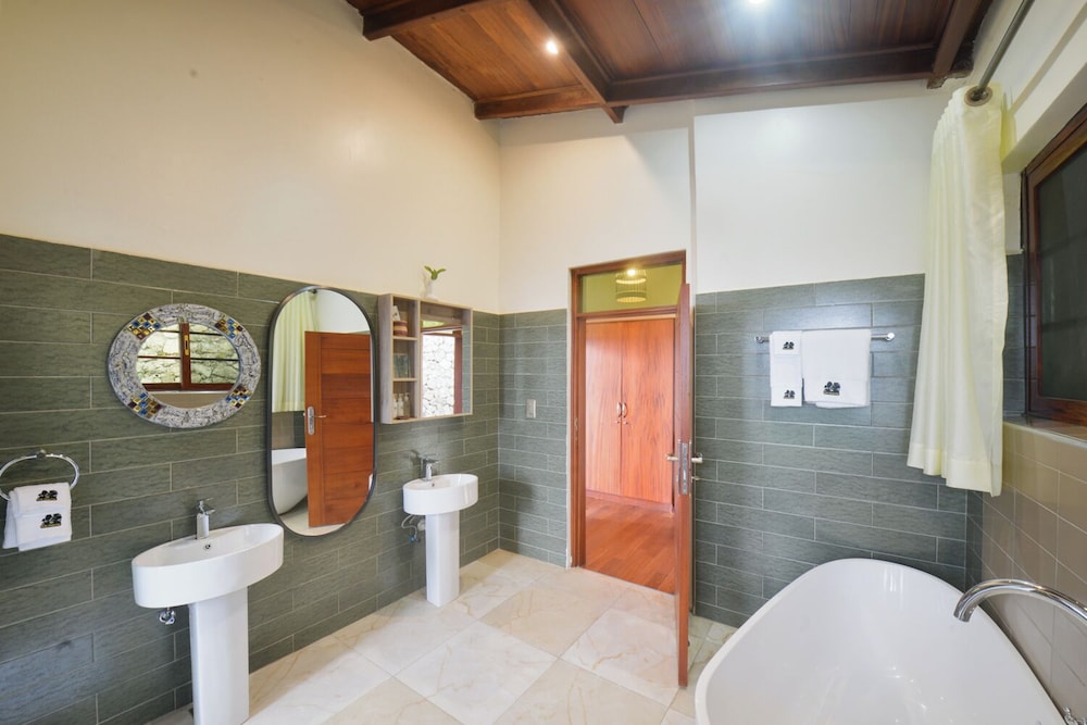 Family Cottage, 2 Bedrooms, Non Smoking, Mountain View photo 3