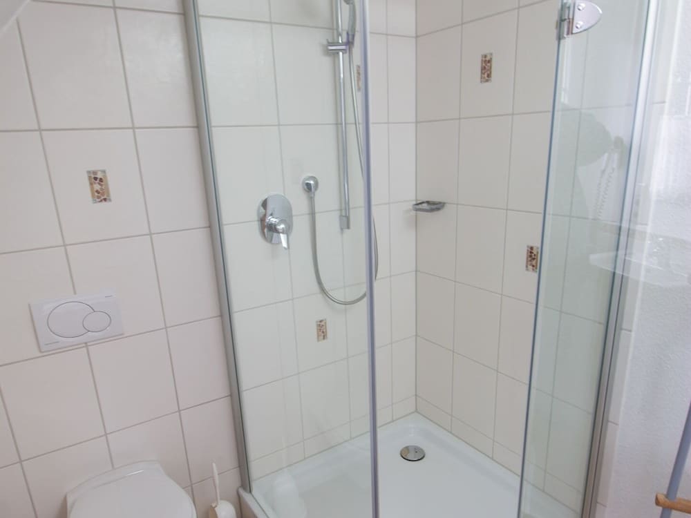 Standard Apartment, Ensuite photo 2