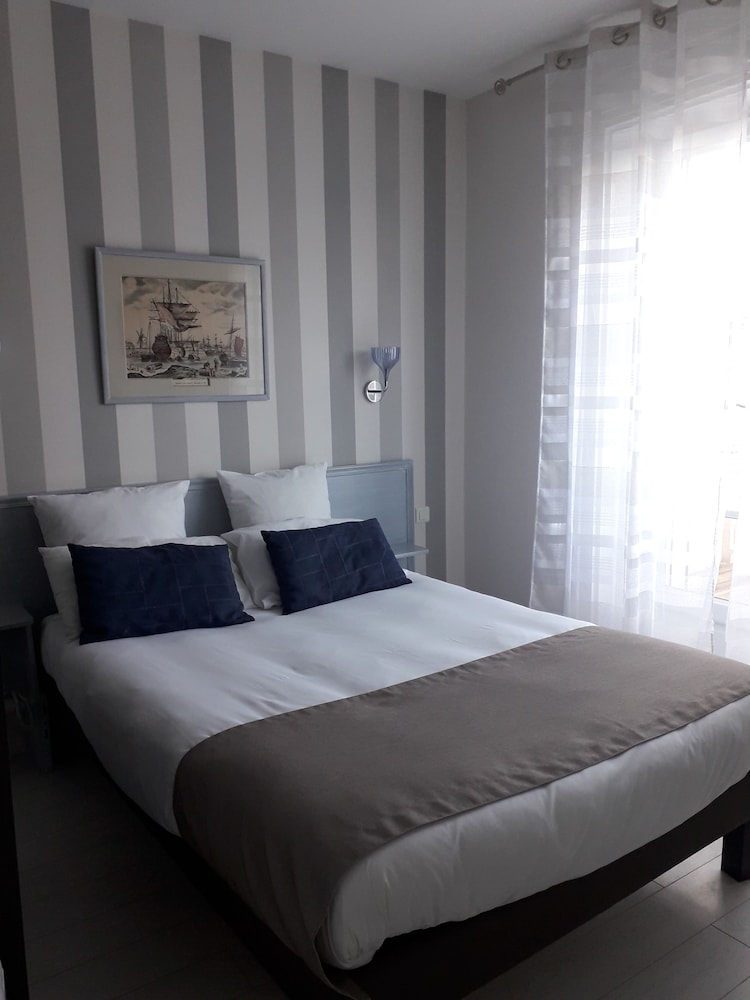 Double Room with city view photo 2