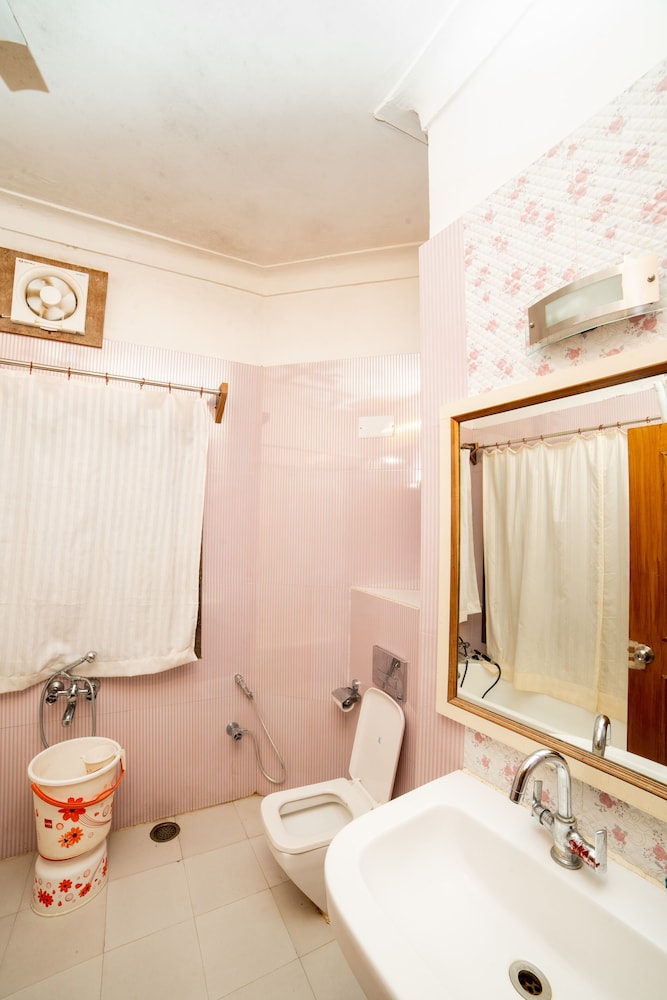 Deluxe Room, 1 Double Bed photo 2