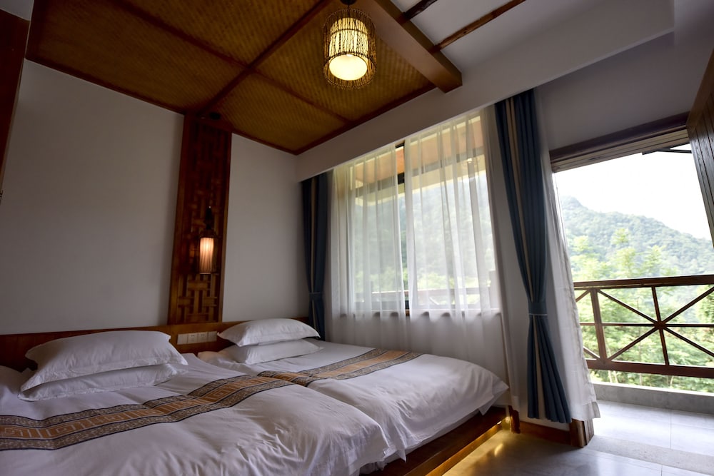 Tatami Room with Balcony photo 2