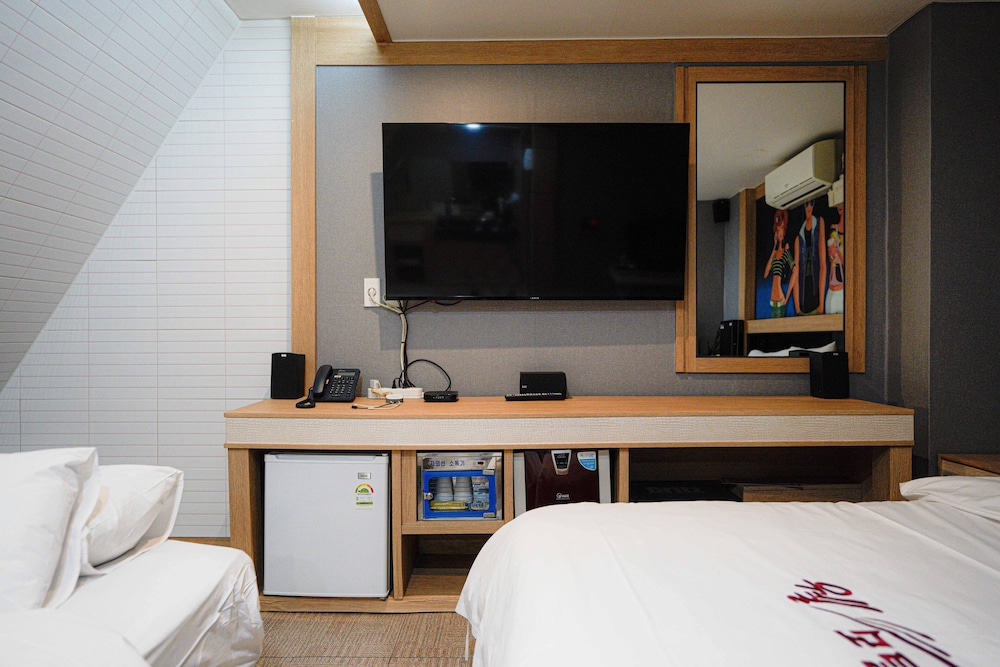 Business Twin Room photo 2