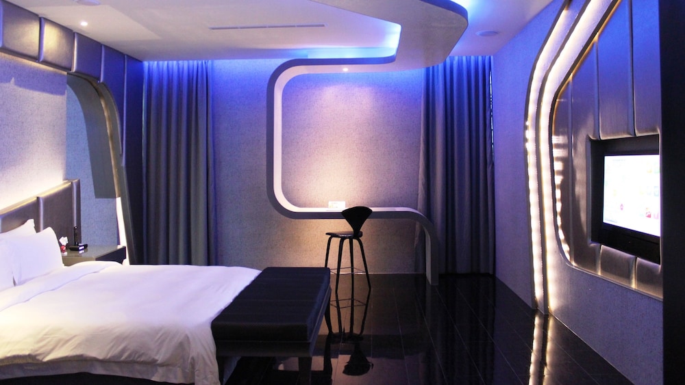 Grand Suite (Check in time starts from 6pm) photo 2