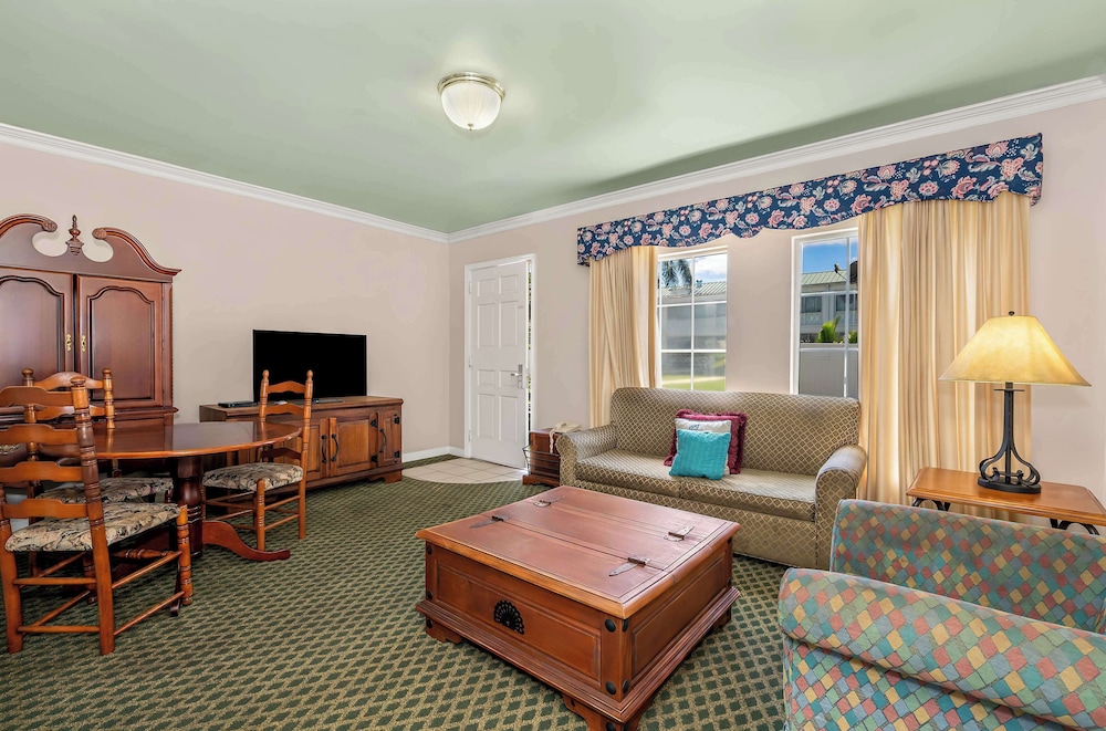 Standard Apartment, 1 King Bed, Non Smoking - Photo 3