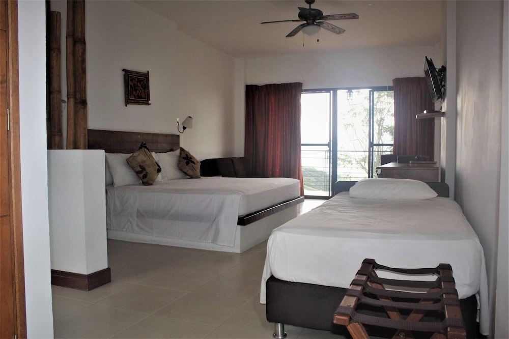 Comfort Double Room, 1 Bedroom, Mountain View