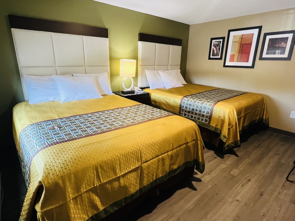 Deluxe Room, 2 Queen Beds, Non Smoking photo 1
