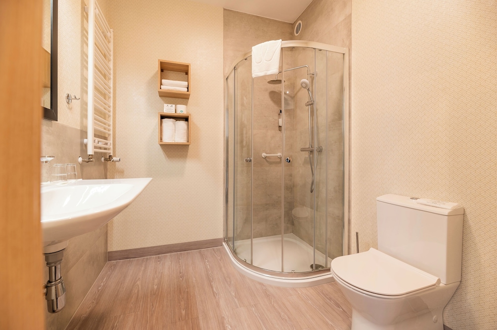 Superior Room - Photo 10