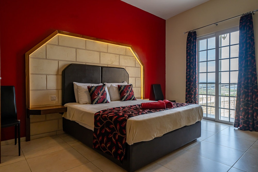 Standard Room, Balcony, Sea View photo 2