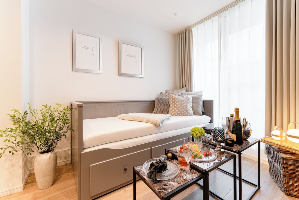 Deluxe Apartment, City View photo 1