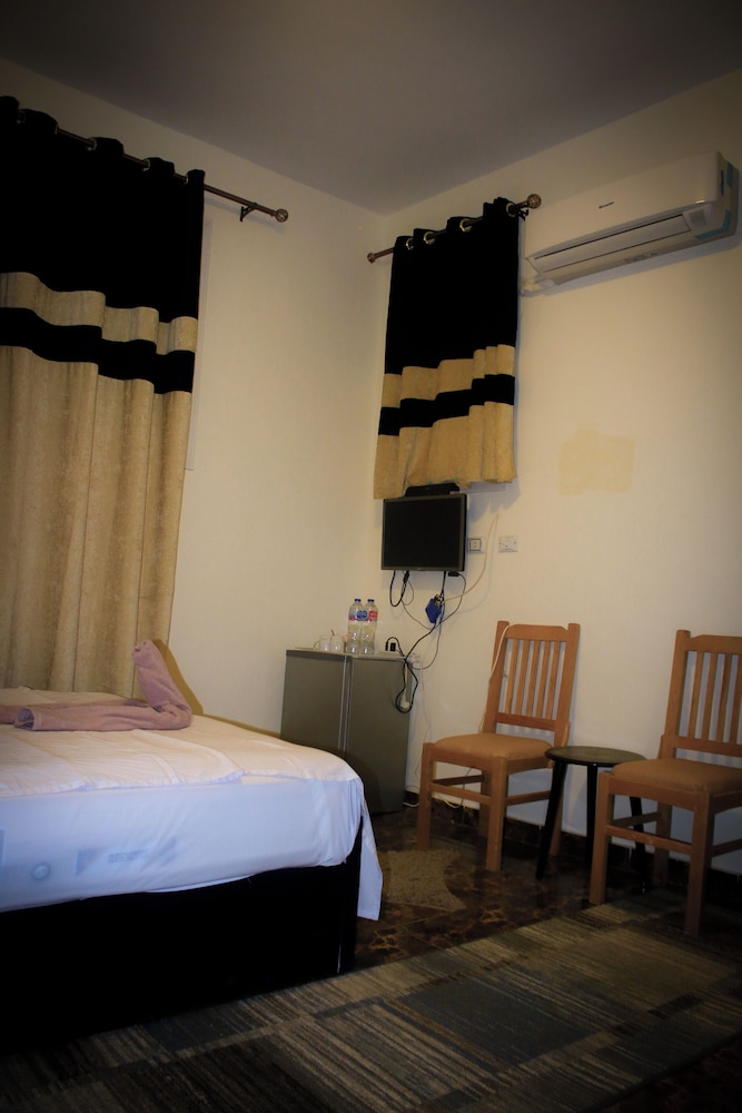 Panoramic Twin Room photo 2