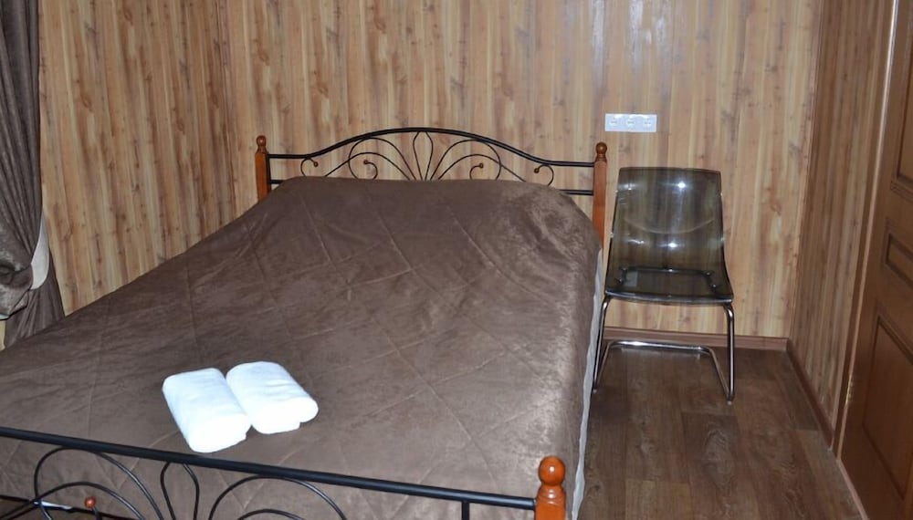 Comfort Double Room (1 Double Bed And 1 Sofa) photo 3