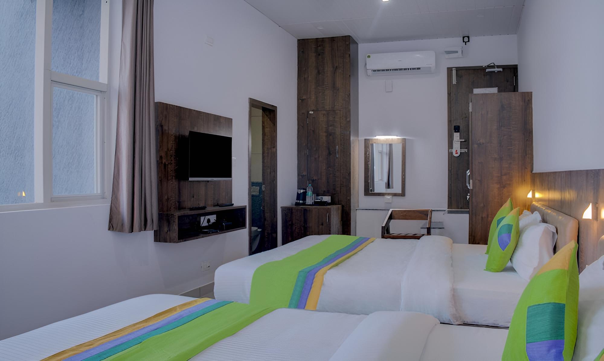 Premium Twin Room photo 1