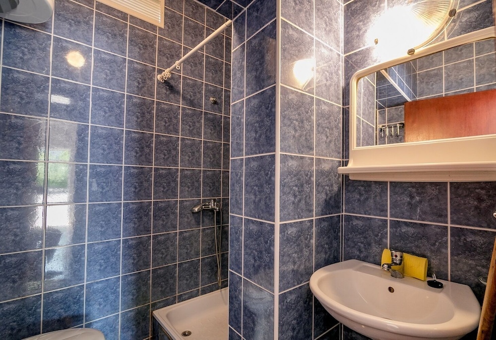 Studio Apartment, Balcony photo 2
